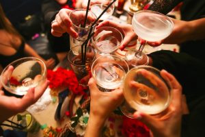 Meer dan vijf glazen alcohol per week kunnen uw leven verkorten